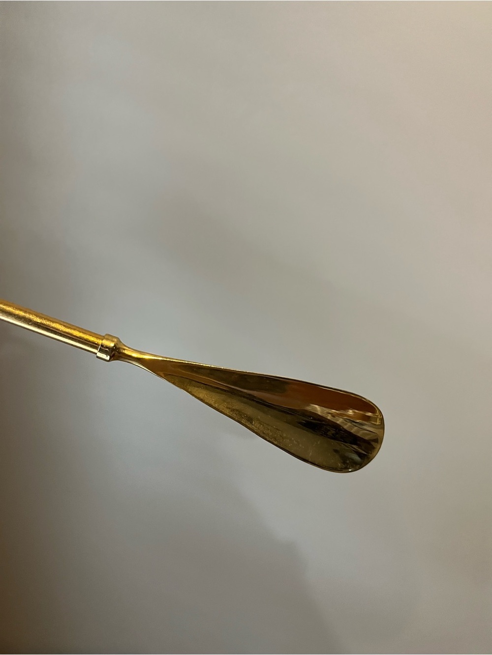 Vintage Long Handled Shoe Horn Gold/Brass Tone Metal - Picture 4 of 5